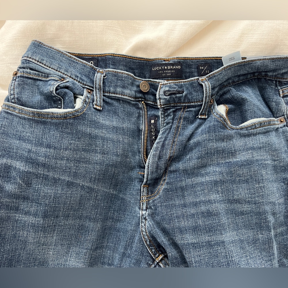 Lucky Brand Men’s 401 Jeans